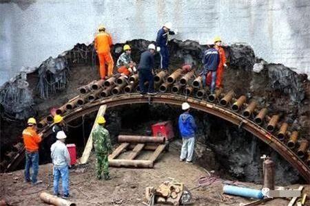 林州隧道钢花管支护案例